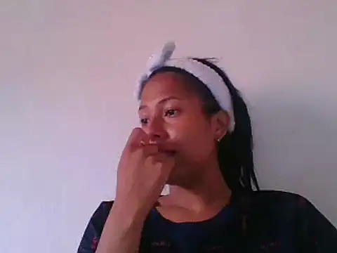 Kitra New online show from December 2024 08:58:02 PM