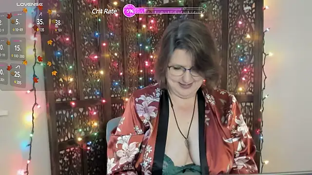 Snapshot of Madam_Verity chatting on December 2024 11:17:02 PM Madam Verity online show from December 2024 11:17:02 PM