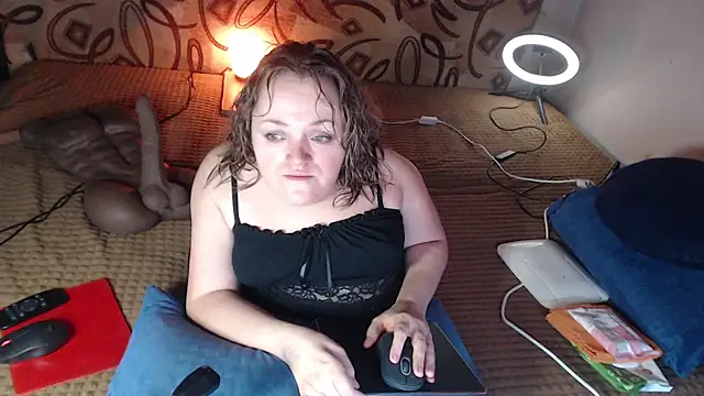 MiniNatalie online show from January 2025 04:23:02 AM