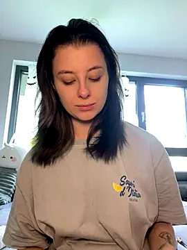 Snapshot of Mia-Minou chatting on October 2025 08:23:02 AM Mia-Minou online show from October 2025 08:23:02 AM