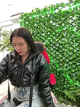 Isabella 21x online show from December 2024 12:33:01 PM