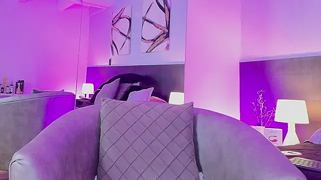 MartinaCaycedo online show from January 2025 12:26:01 PM