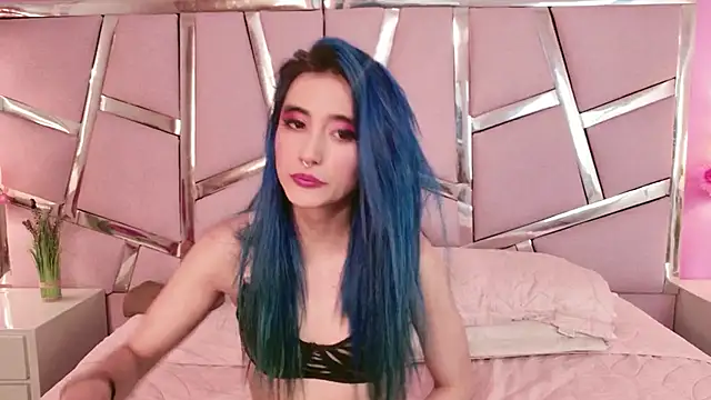 Lunapage online show from October 2025 08:29:01 PM