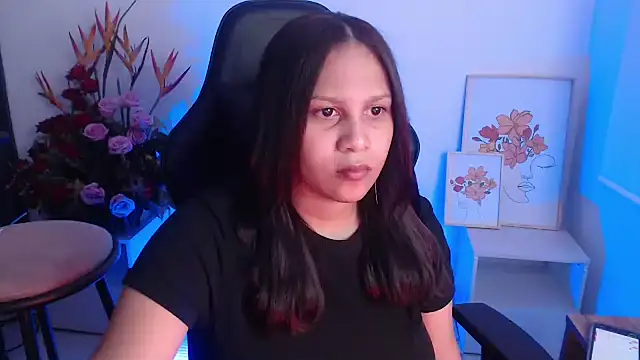 Snapshot of Beamber_ chatting on February 2025 05:57:02 PM Beamber  online show from February 2025 05:57:02 PM