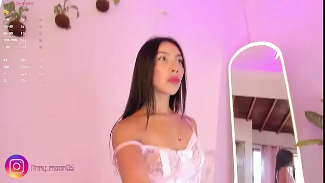 tinymoon- online show from March 2025 05:20:01 PM