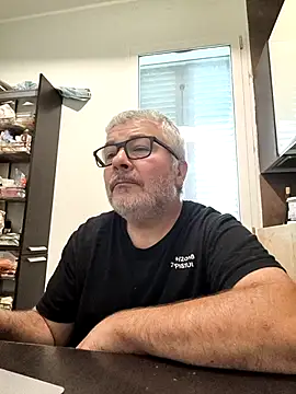 Passionfish online show from September 2025 09:55:01 AM