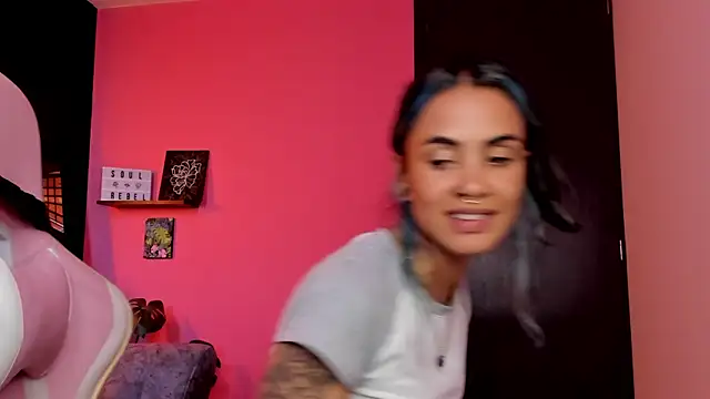 Juanadearco5 online show from September 2025 10:04:01 PM