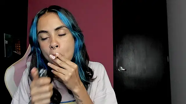 Juanadearco5 online show from October 2025 11:03:02 PM