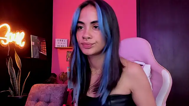 Juanadearco5 online show from October 2025 01:12:01 PM