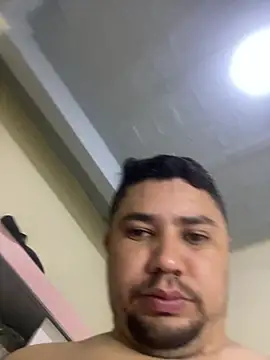 Snapshot of mayemarc chatting on November 2025 11:40:02 PM mayemarc online show from November 2025 11:40:02 PM