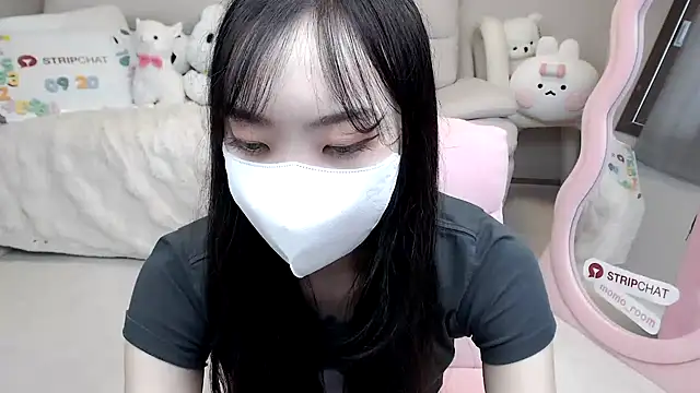 momo room online show from September 2025 06:36:01 AM