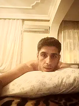 Snapshot of arenn1997 chatting on October 2025 12:13:01 AM arenn1997 online show from October 2025 12:13:01 AM