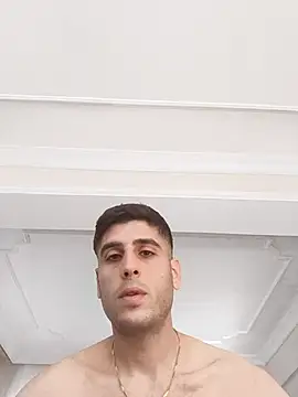 Snapshot of arenn1997 chatting on November 2025 12:03:01 PM arenn1997 online show from November 2025 12:03:01 PM