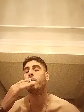 Snapshot of arenn1997 chatting on November 2025 12:22:02 AM arenn1997 online show from November 2025 12:22:02 AM