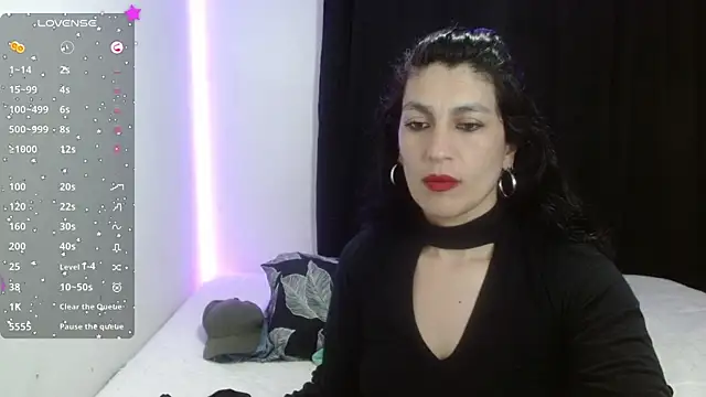 Snapshot of cristina_connor chatting on December 2024 10:57:02 PM cristina connor online show from December 2024 10:57:02 PM