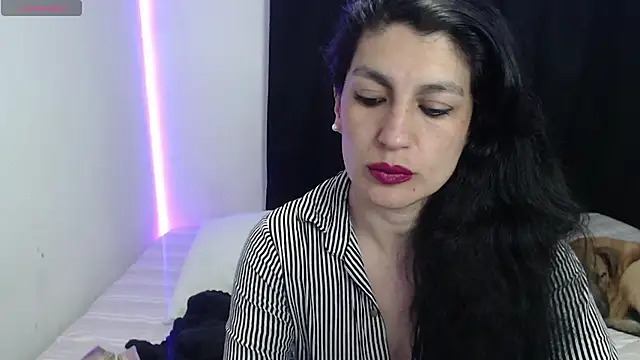 Snapshot of cristina_connor chatting on January 2025 04:25:02 AM cristina connor online show from January 2025 04:25:02 AM
