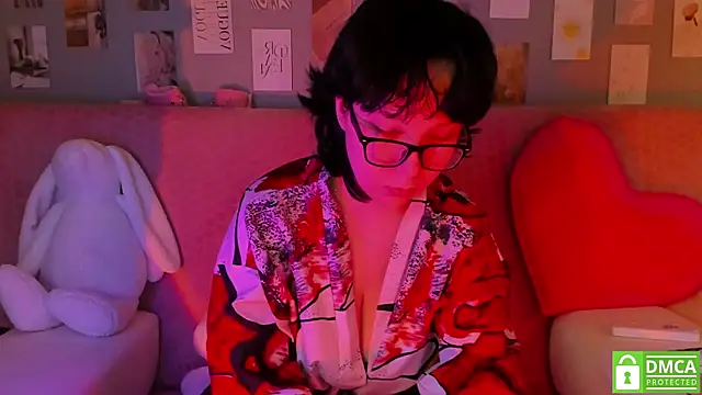 dreamgirllovee online show from March 2025 01:00:02 AM