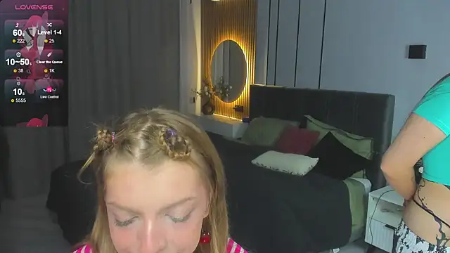 Snapshot of Hannah_Carr chatting on November 2025 05:40:02 PM Hannah Carr online show from November 2025 05:40:02 PM