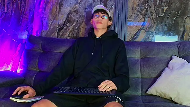 Daviid laidd online show from January 2025 01:13:02 AM