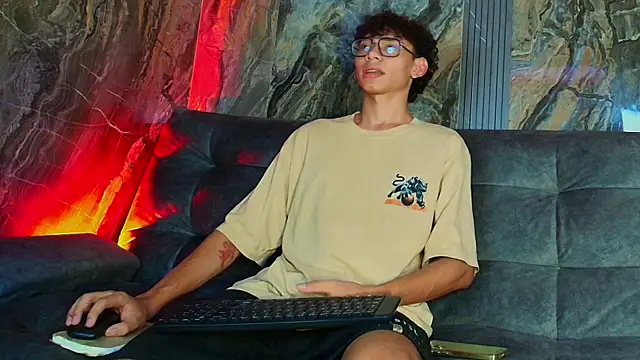 Daviid laidd online show from January 2025 05:02:02 AM
