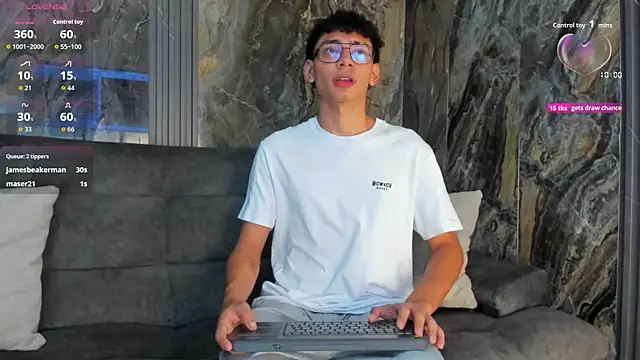 Snapshot of Daviid_laidd chatting on October 2025 08:11:01 AM Daviid laidd online show from October 2025 08:11:01 AM