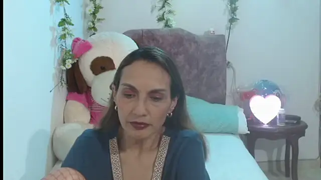 Snapshot of italagomez_ chatting on October 2025 11:16:01 PM italagomez online show from October 2025 11:16:01 PM