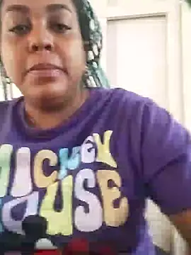 Snapshot of ELLA_KELLY chatting on January 2025 12:13:02 PM ELLA KELLY online show from January 2025 12:13:02 PM