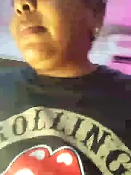 Snapshot of ELLA_KELLY chatting on January 2025 12:04:02 PM ELLA KELLY online show from January 2025 12:04:02 PM