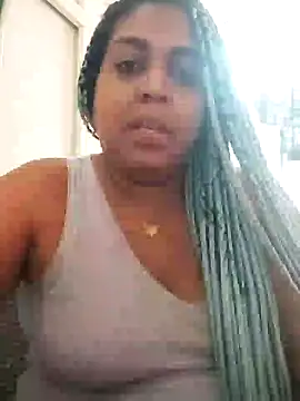 Snapshot of ELLA_KELLY chatting on January 2025 12:10:01 PM ELLA KELLY online show from January 2025 12:10:01 PM