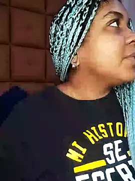 Snapshot of ELLA_KELLY chatting on February 2025 11:45:02 AM ELLA KELLY online show from February 2025 11:45:02 AM