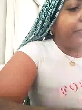 Snapshot of ELLA_KELLY chatting on February 2025 12:03:02 PM ELLA KELLY online show from February 2025 12:03:02 PM