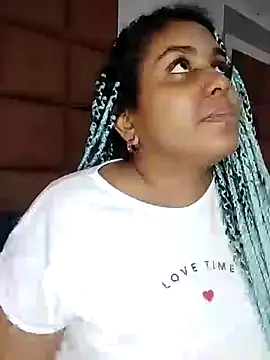 Snapshot of ELLA_KELLY chatting on February 2025 12:56:01 PM ELLA KELLY online show from February 2025 12:56:01 PM