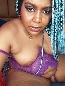 Snapshot of ELLA_KELLY chatting on March 2025 03:02:01 PM ELLA KELLY online show from March 2025 03:02:01 PM