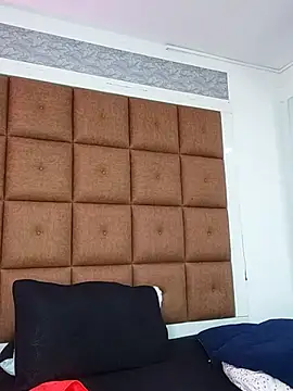 Snapshot of ELLA_KELLY chatting on March 2025 12:02:02 PM ELLA KELLY online show from March 2025 12:02:02 PM