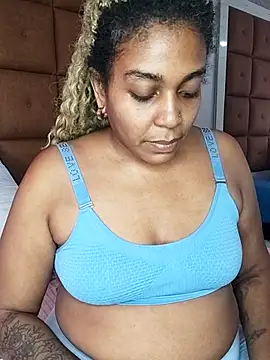 Snapshot of ELLA_KELLY chatting on October 2025 11:09:01 AM ELLA KELLY online show from October 2025 11:09:01 AM