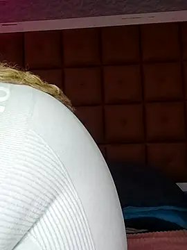 Snapshot of ELLA_KELLY chatting on October 2025 11:54:02 AM ELLA KELLY online show from October 2025 11:54:02 AM