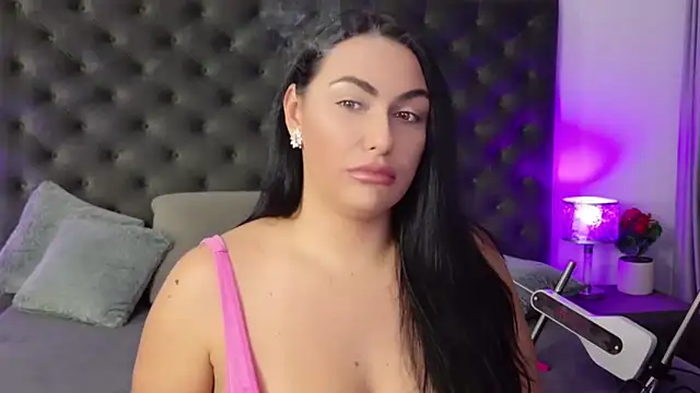 KrisNoir online show from September 2025 09:25:02 AM