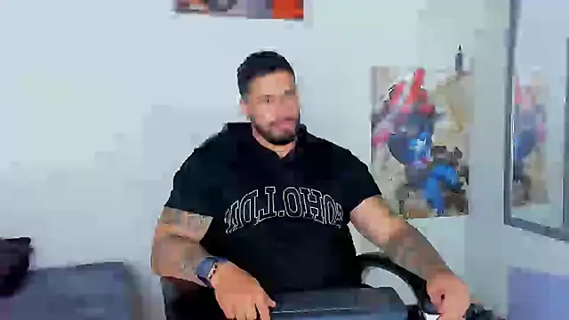 Cristian Walker online show from January 2025 01:22:01 PM
