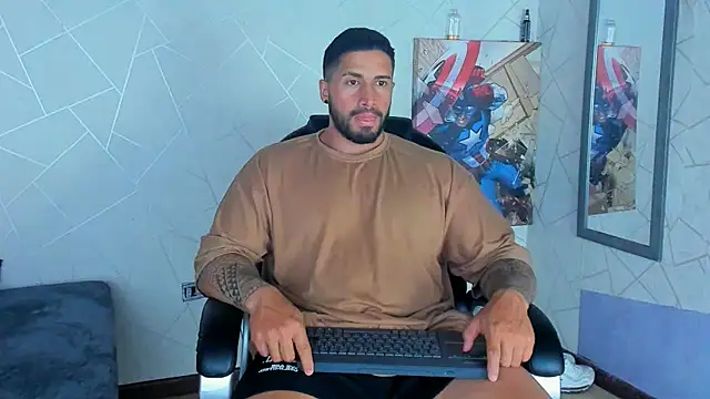 Cristian Walker online show from January 2025 01:53:01 PM