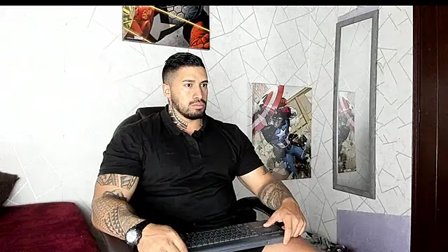 Cristian Walker online show from October 2025 12:14:02 PM