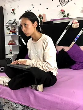 1lovelygirls online show from October 2025 12:03:02 PM