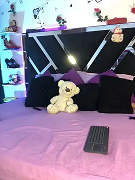 1lovelygirls online show from November 2025 12:15:01 PM