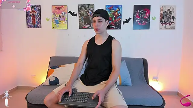 Snapshot of jonathanjoestar_ chatting on November 2025 11:47:02 PM jonathanjoestar online show from November 2025 11:47:02 PM