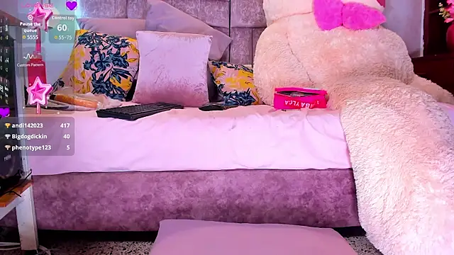 Snapshot of amina_west chatting on October 2025 05:57:01 PM amina west online show from October 2025 05:57:01 PM