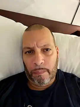 Snapshot of Just2much chatting on October 2025 01:42:02 PM Just2much online show from October 2025 01:42:02 PM