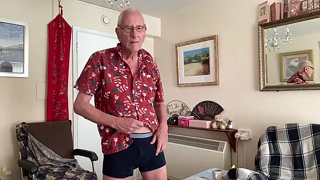 Snapshot of cutaboverest chatting on October 2025 02:57:01 PM cutaboverest online show from October 2025 02:57:01 PM