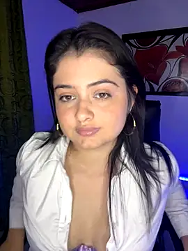 Stephania 18 online show from December 2024 07:55:01 PM