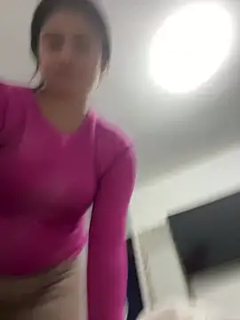 Stephania 18 online show from December 2024 08:21:02 PM