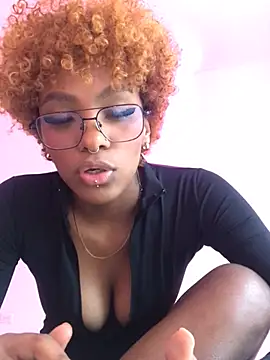 LiannaDixon online show from December 2024 10:20:01 PM