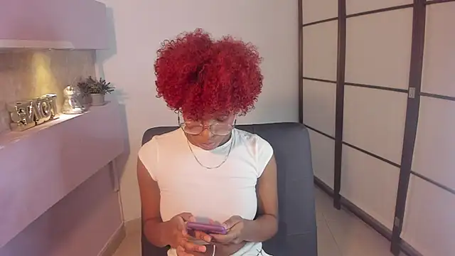 LiannaDixon online show from January 2025 07:49:01 PM
